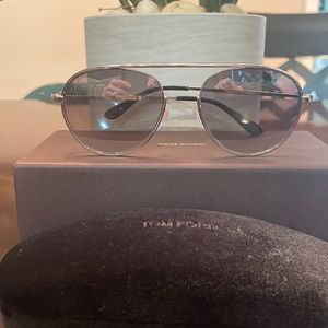 Tom Ford Keith FT0599 sunglasses
